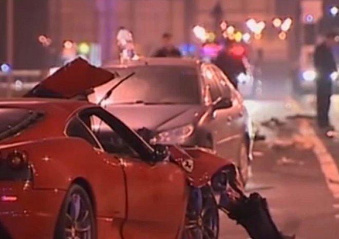 В Подмосковье в ДТП с участием Ferrari погибли два человека