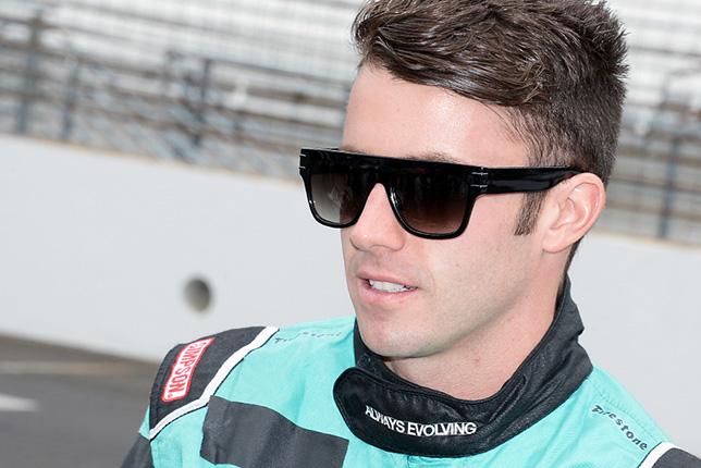 IndyCar: Себастьена Бурдэ заменит Джеймс Дэйвисон