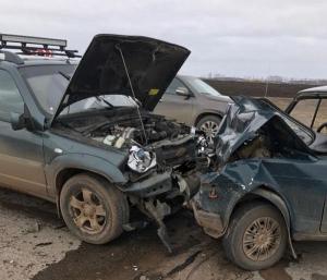 В ДТП с двумя автомобилями в Башкирии погибли пять человек