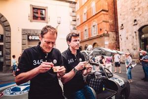 Тото Вольфф и Альдо Коста проехали Mille Miglia