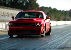 Dodge оценил основные опции для «Демона» в один доллар