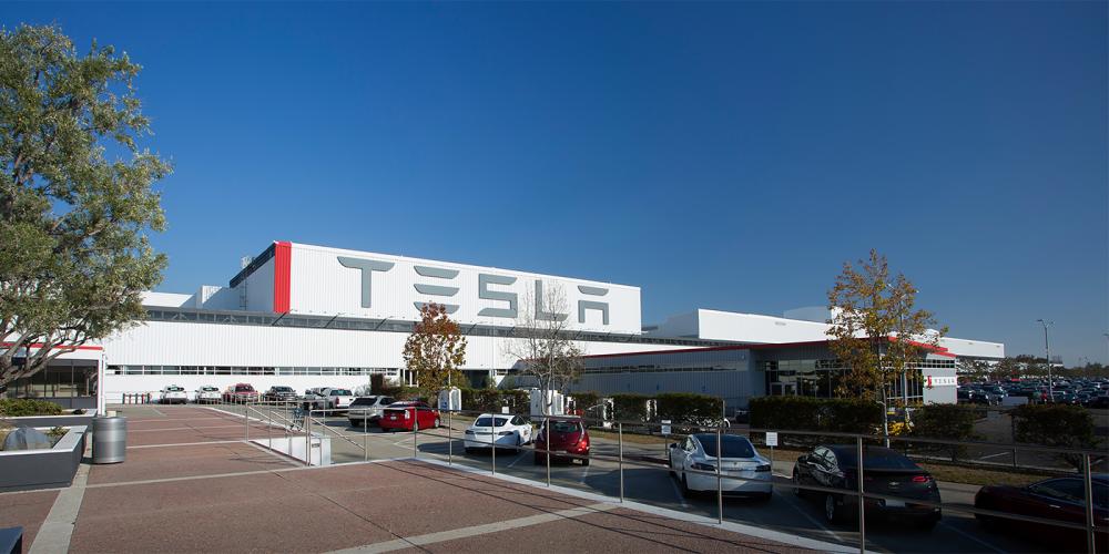 Завод Tesla назвали одним из самых травмоопасных в США