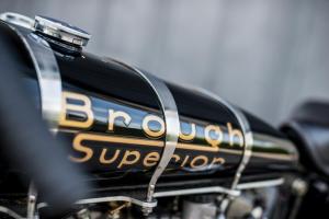 Мотоцикл-рекордсмен Brough Superior Baby Pendine продадут с аукциона