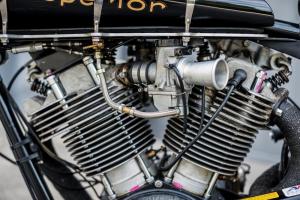 Мотоцикл-рекордсмен Brough Superior Baby Pendine продадут с аукциона