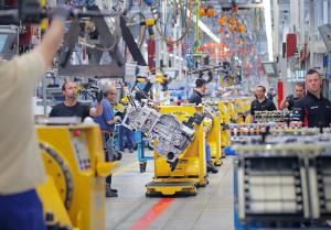 Mercedes-Benz будет собирать в России четыре модели