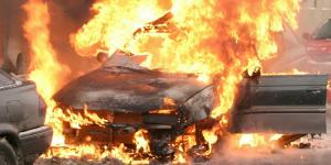 На парковке в Новой Москве сгорели 30 автомобилей