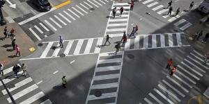 В центре Москвы появились диагональные пешеходные переходы