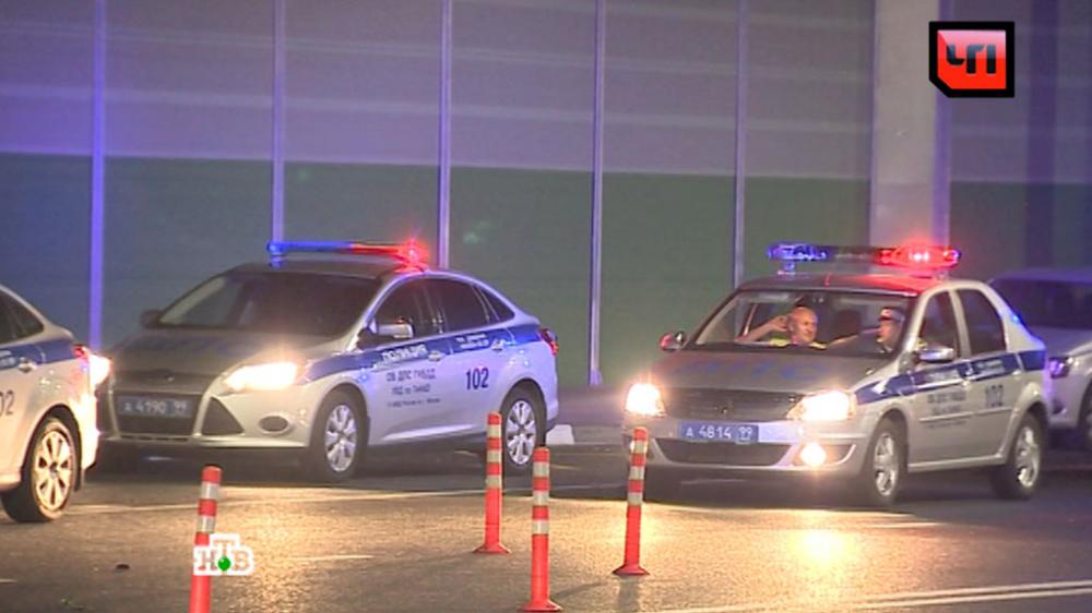В ДТП с участием тягача и иномарки на МКАД погиб один человек