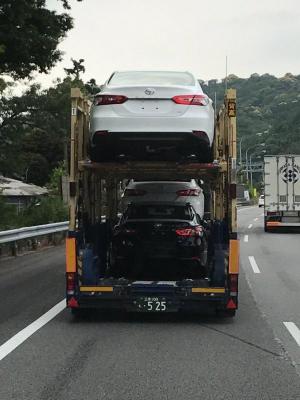 Опубликованы первые "живые" фото новой Toyota Camry