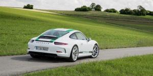 В Porsche отказались продавать машины спекулянтам