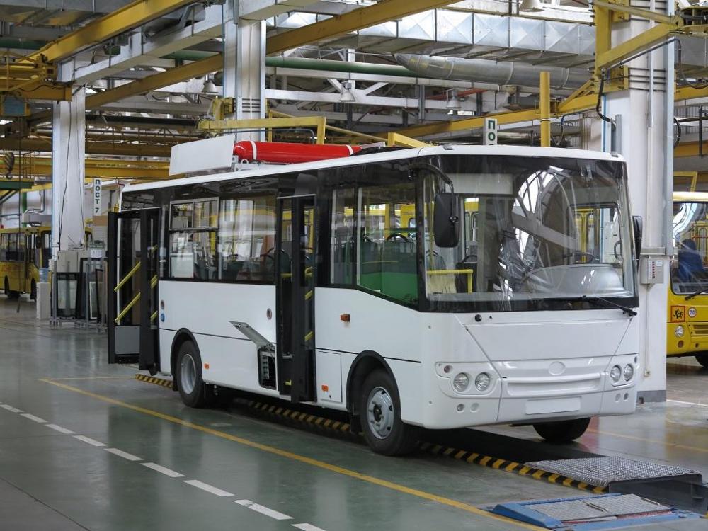 Продажи новых автобусов с начала года выросли почти на 50%