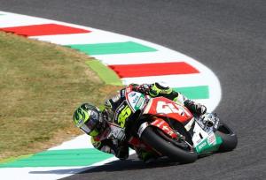 Кэл Кратчлоу лидирует во второй тренировке этапа MotoGP в Италии