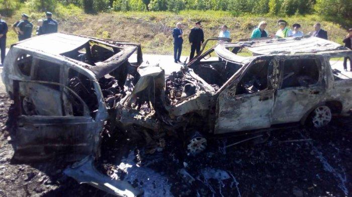 Под Красноярском в ДТП заживо сгорели пять человек