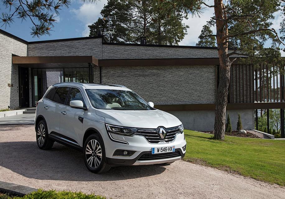 Компания Renault назвала рублевые цены на новый Koleos