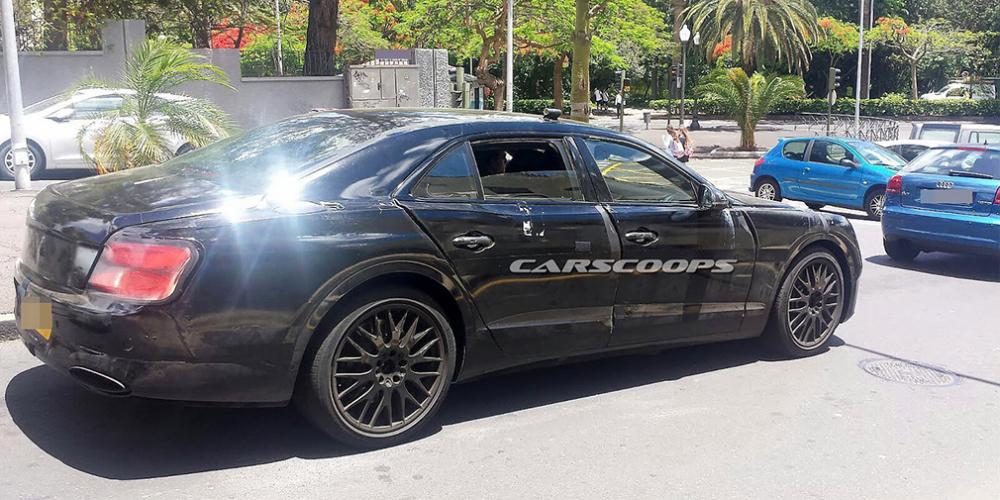 Седан Bentley Flying Spur нового поколения впервые замечен на тестах