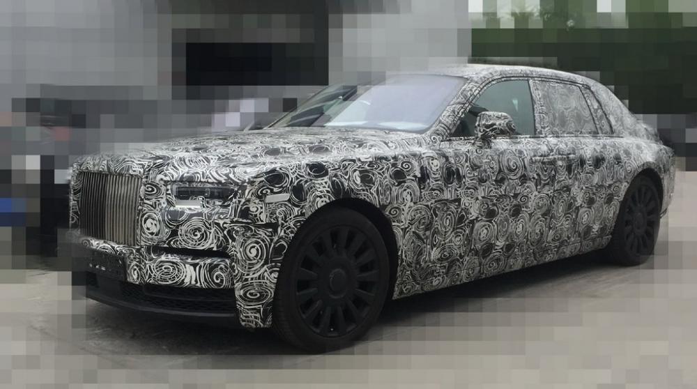 Появились фото закамуфлированного Rolls-Royce Phantom нового поколения