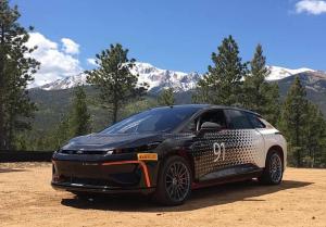Электрокроссовер Faraday Future примет участие в гонке на горе Пайкс Пик