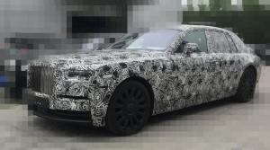 Появились фото закамуфлированного Rolls-Royce Phantom нового поколения