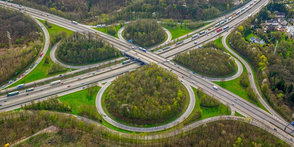 Bosch и TomTom создадут картографический сервис для беспилотников
