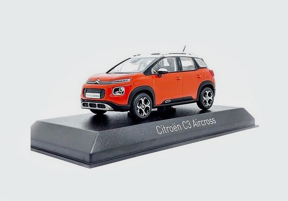 Дизайн нового кроссовера Citroen раскрыли на игрушечной машинке