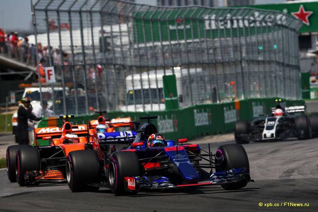 Двойной сход Toro Rosso в Канаде