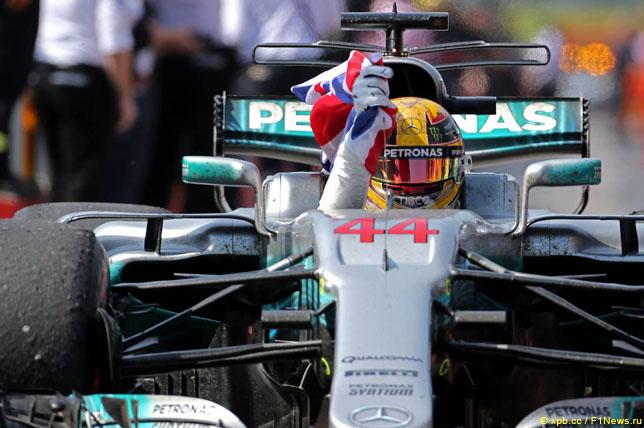 Хэмилтон: Мы нанесли настоящий удар по Ferrari