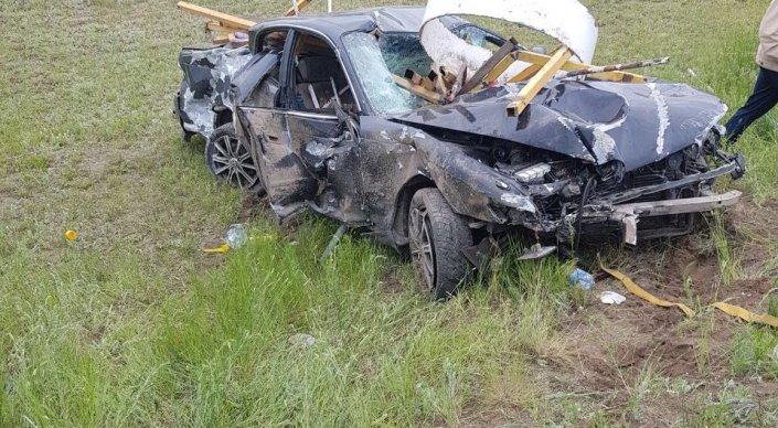 Жуткое ДТП на трассе Тобол - Рудный: автомобиль пробил ограждение
