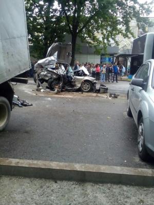 У автобуса в Алматы отказали тормоза: 5 авто пострадали
