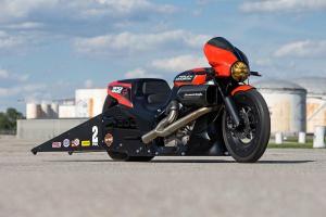 Драгбайк Harley-Davidson Street Rod
