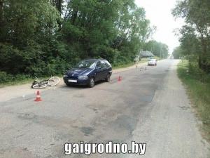 Под Гродно Fiat задел велосипедиста. Тот упал, ударился головой об асфальт и умер в больнице

