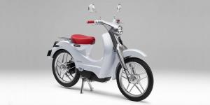Honda разработает электрический мотороллер в 2018 году