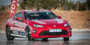 Toyota GT86 установила мировой рекорд по непрерывному дрифту