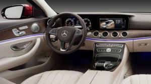 «Проходимый сарай» Mercedes-Benz E-Class All-Terrain добрался до британского рынка