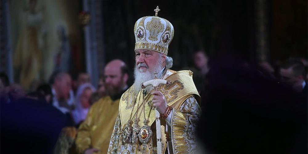 Патриарх Кирилл призвал священников отказаться от дорогих автомобилей
