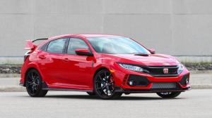 «Заряженный» Honda Civic Type R может получить полный привод и более мощный мотор