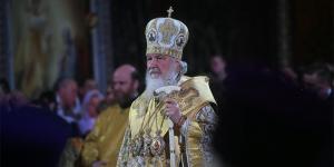 Патриарх Кирилл призвал священников отказаться от дорогих автомобилей
