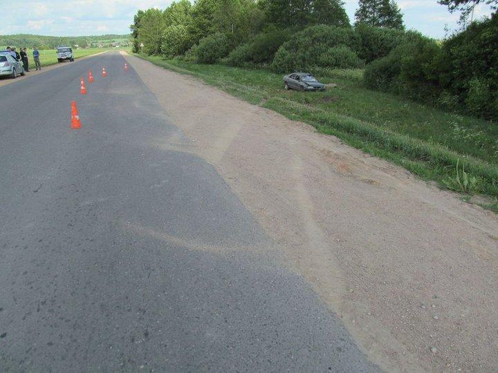 В Воложинском районе Ford опрокинулся в кювет: водитель погиб
