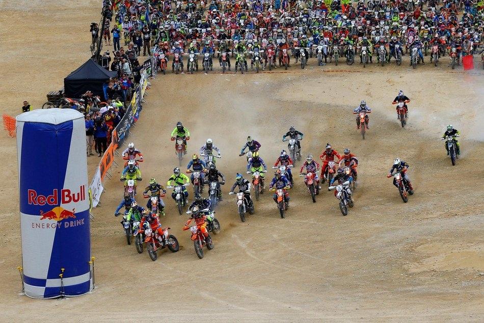 Альфредо Гомес выиграл Red Bull Hare Scramble 2017