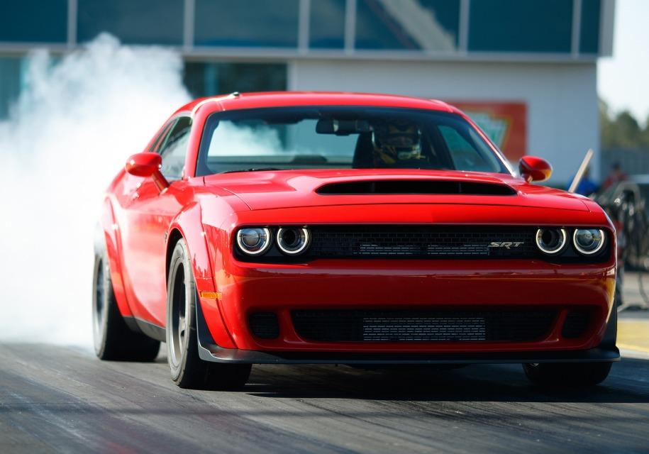 Переплатившие за Challenger Demon покупатели будут ждать машины дольше