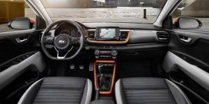 Кроссовер Kia Stonic рассекретили до премьеры