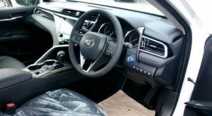Появились первые живые фото Toyota Camry 2018 для Украины