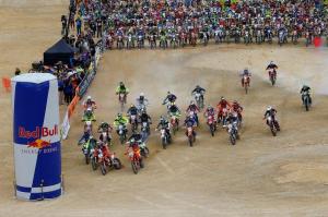 Альфредо Гомес выиграл Red Bull Hare Scramble 2017
