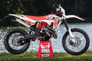 Новый двухтактный эндуро Beta 125 RR 2018