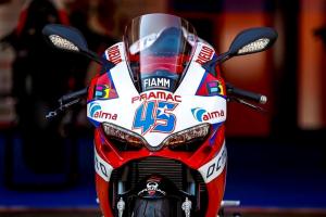 Реплику Ducati 959 Panigale Scott Redding разыграют в лотерее