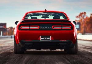 Переплатившие за Challenger Demon покупатели будут ждать машины дольше