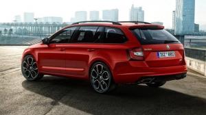 Названы официальные цены новой «заряженной» Skoda Octavia RS 245