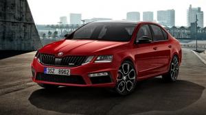 Названы официальные цены новой «заряженной» Skoda Octavia RS 245