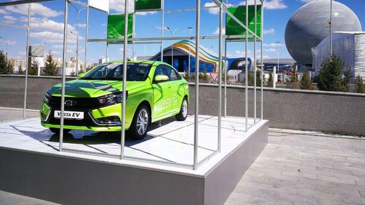Компания «АЗИЯ АВТО» представила электрический седан LADA Vesta EV