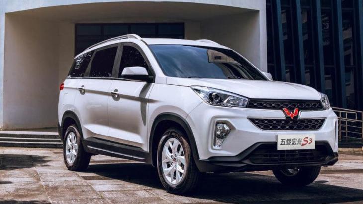 Новый кроссовер Wuling HongGuang S3 рассекретили в сети