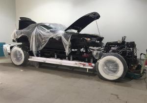 Для шейха сделали гигантский Ford Mustang на базе пикапа Ram